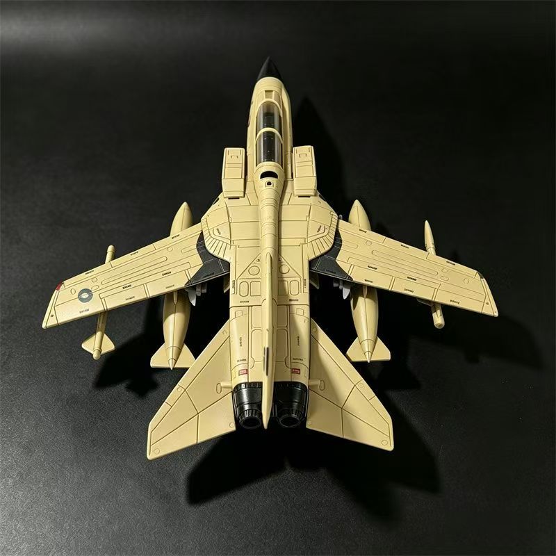 طائرة تورنادو متعددة الأدوار ب - مراجعة Model Airplane Plastic وسعره