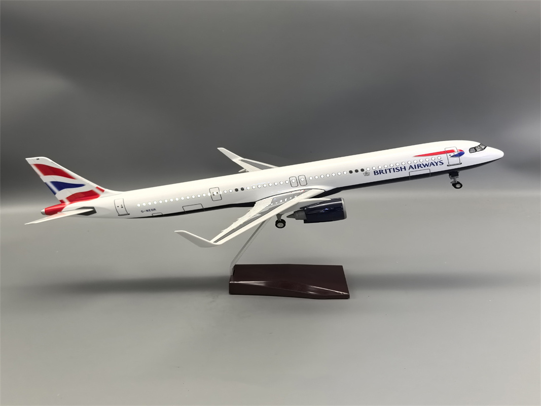 طائرة الراتنج 1/100 مقياس 321n - مراجعة Model Airplane Plastic وسعره