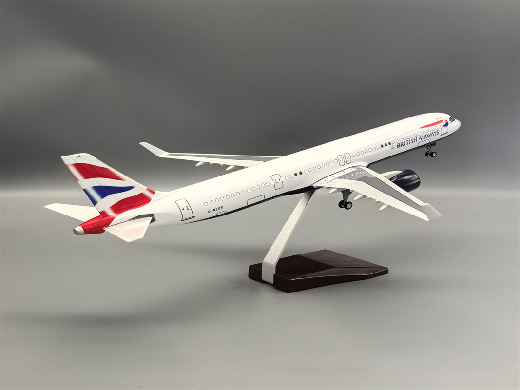 طائرة الراتنج 1/100 مقياس 321n - مراجعة Model Airplane Plastic وسعره